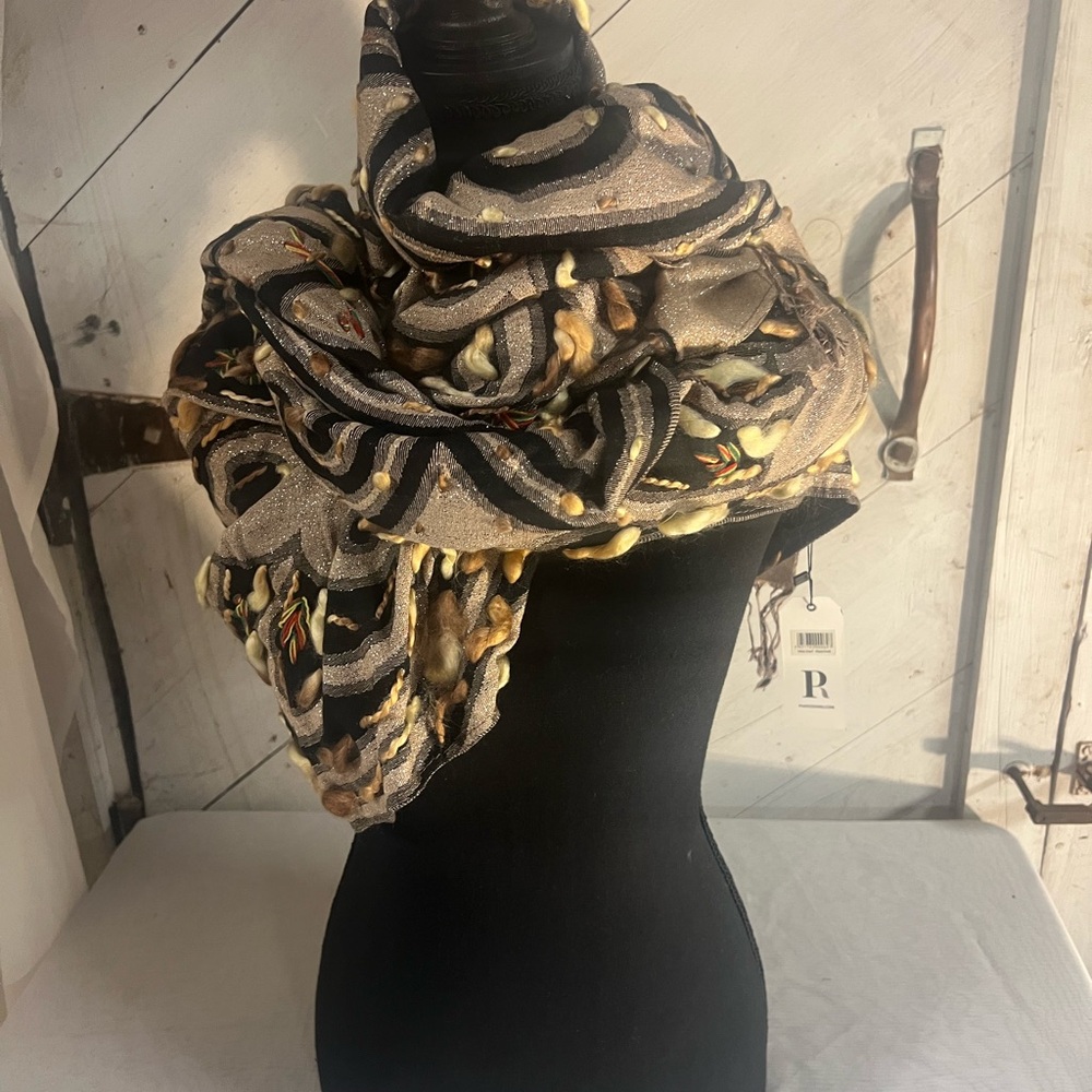 Elegant Multicolor Women's Scarf or Wrap Pia Rossini New